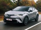 2016-toyota-chr-hybrid-dynamic-05
