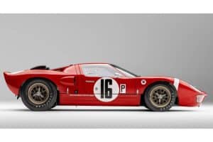 2022-Ford-GT-Alan-Mann-Heritage-Edition_04