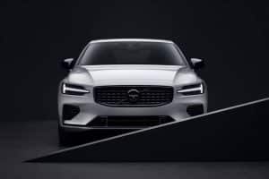 2022-Volvo-S60-Black-Edition-3