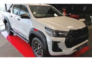 2022-toyota-hilux-gr-sport-south-africa