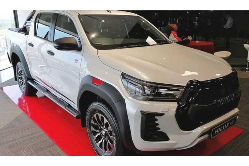 https://autogreeknews.gr/wp-content/uploads/2022/02/2022-toyota-hilux-gr-sport-south-africa.jpg