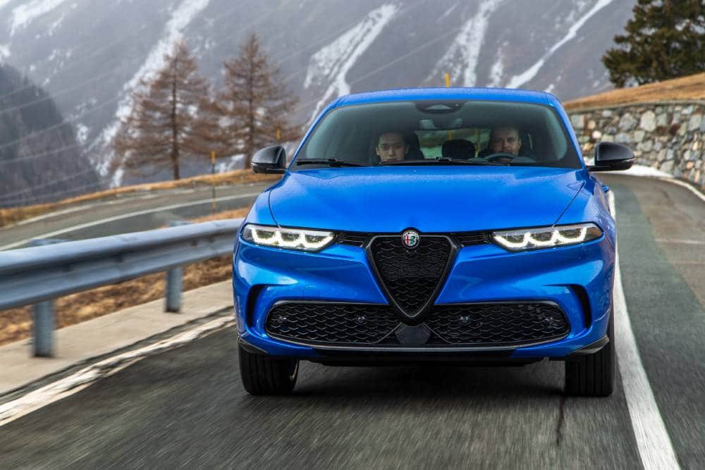 https://autogreeknews.gr/wp-content/uploads/2022/02/2023-Alfa-Romeo-Tonale-13.jpg