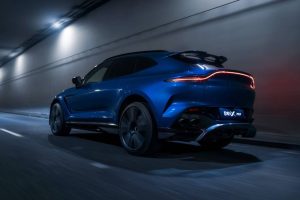 2023-Aston-Martin-DBX707-2