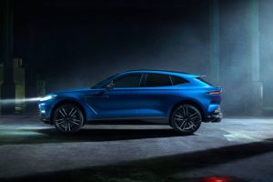 2023-Aston-Martin-DBX707-4