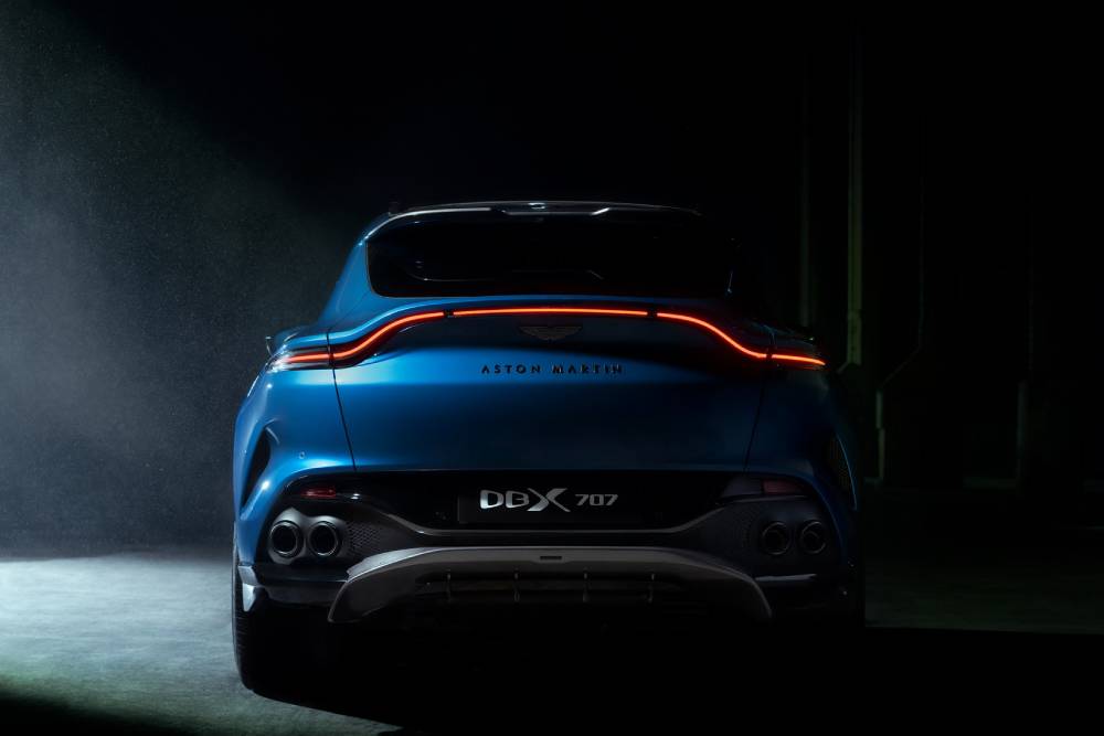 https://autogreeknews.gr/wp-content/uploads/2022/02/2023-Aston-Martin-DBX707-7.jpg