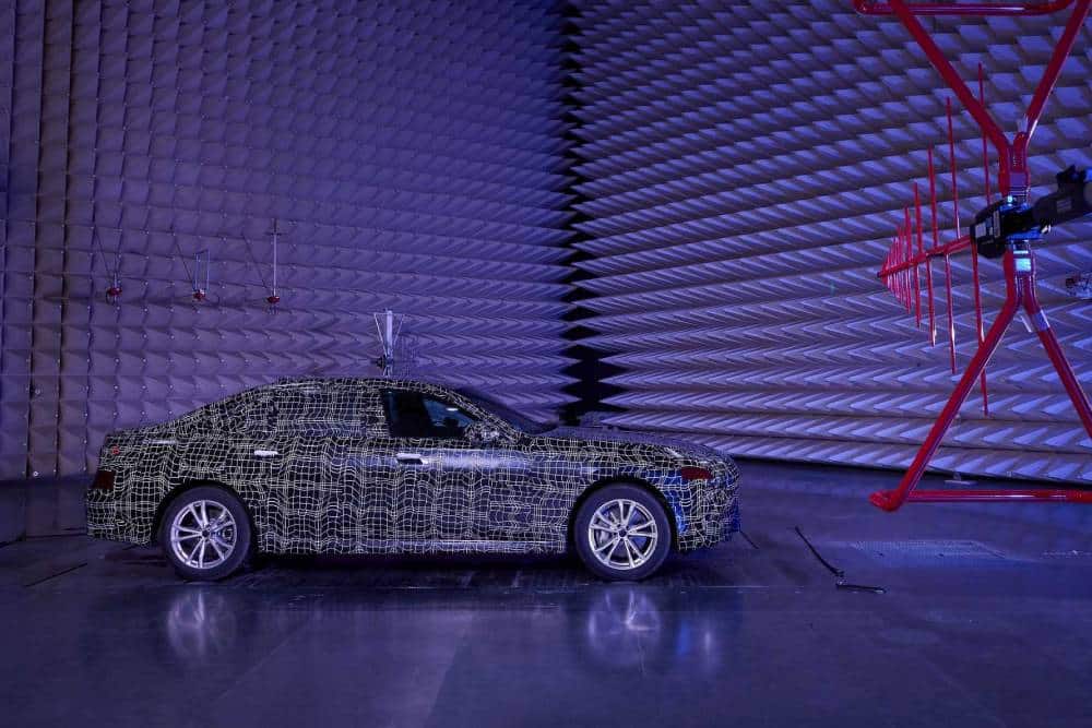https://autogreeknews.gr/wp-content/uploads/2022/02/2023-bmw-i7-undergoes-acoustic-testing-6.jpg