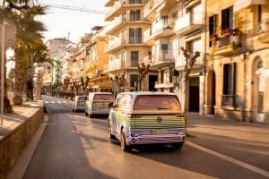 DB2022AU00048_overfull