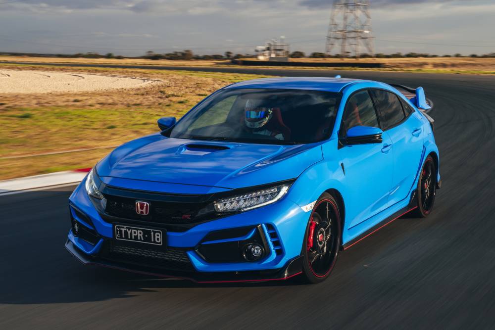 https://autogreeknews.gr/wp-content/uploads/2022/02/Honda-Civic-Type-R-The-Bend-24.jpg