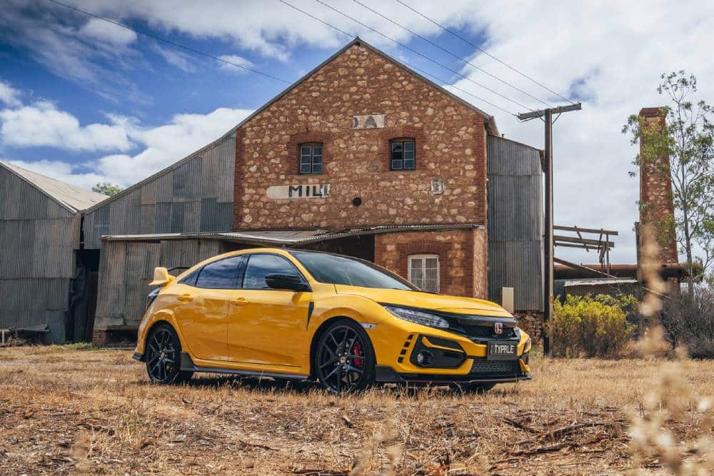 https://autogreeknews.gr/wp-content/uploads/2022/02/Honda-Civic-Type-R-The-Bend-32.jpg