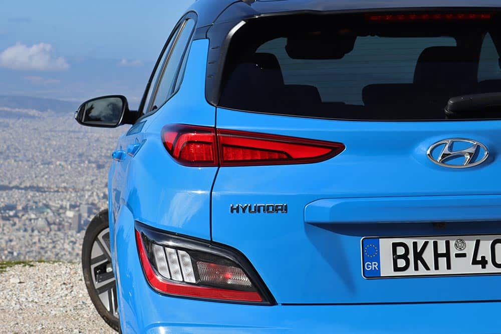 https://autogreeknews.gr/wp-content/uploads/2022/02/Hyundai-Kona-Electric-204-hp-3.jpg