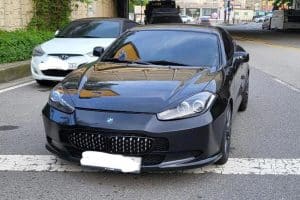 Hyundai-Tiburon-BMW-Conversion-1