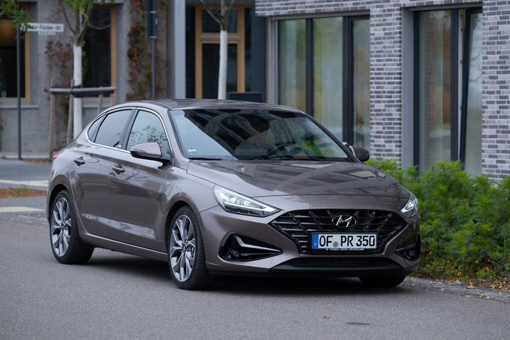 https://autogreeknews.gr/wp-content/uploads/2022/02/Hyundai_i30_fastback_009-1_wid_1024.jpg