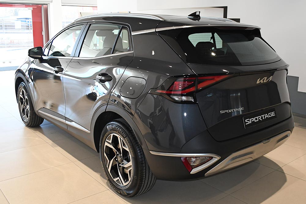 https://autogreeknews.gr/wp-content/uploads/2022/02/Kia-Sportage-6.jpg
