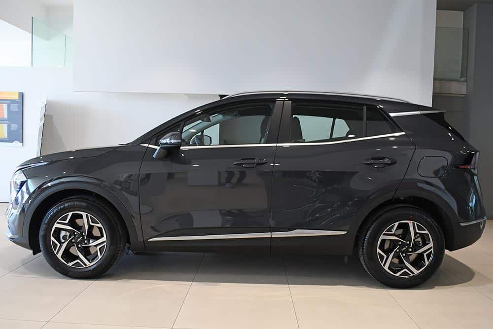 https://autogreeknews.gr/wp-content/uploads/2022/02/Kia-Sportage-7.jpg
