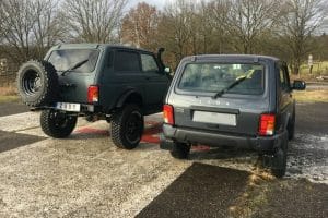 Lada-Niva-ZUBR-Monster-eBay-10