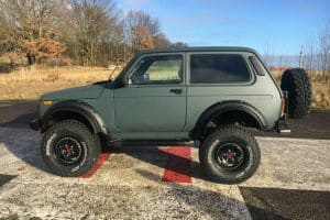 Lada-Niva-ZUBR-Monster-eBay-7