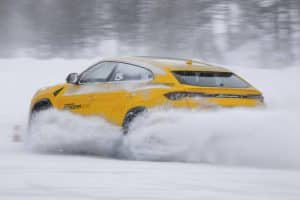 Lamborghini-Accademia-Neve-4