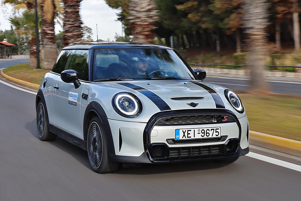 https://autogreeknews.gr/wp-content/uploads/2022/02/MINI-Cooper-S-2022-19.jpg