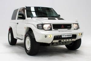 Mitsubishi-Pajero-Evolution-3
