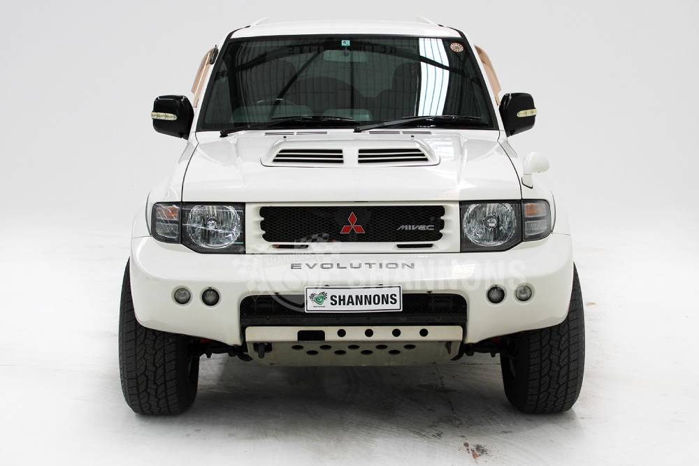 https://autogreeknews.gr/wp-content/uploads/2022/02/Mitsubishi-Pajero-Evolution-8.jpg