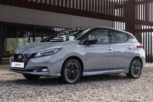 Nissan-LEAF-MY2022-1
