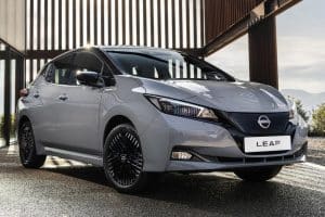 Nissan-LEAF-MY2022-2