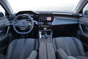 Peugeot 308 1.2 130 (19)