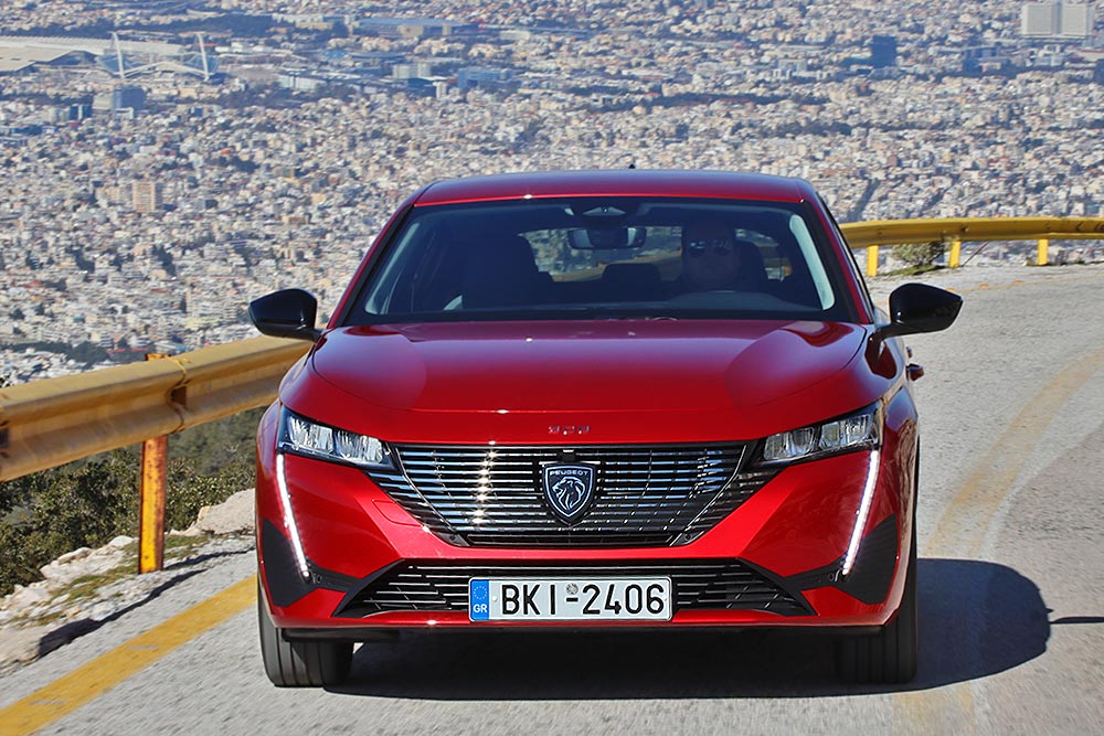 https://autogreeknews.gr/wp-content/uploads/2022/02/Peugeot-308-1.2-130-2.jpg