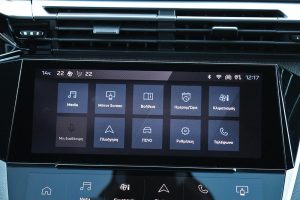 Peugeot 308 1.2 130 (25)