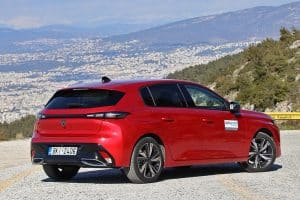 Peugeot 308 1.2 130 (6)