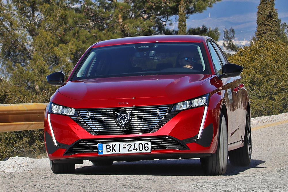 https://autogreeknews.gr/wp-content/uploads/2022/02/Peugeot-308-1.2-130-9.jpg