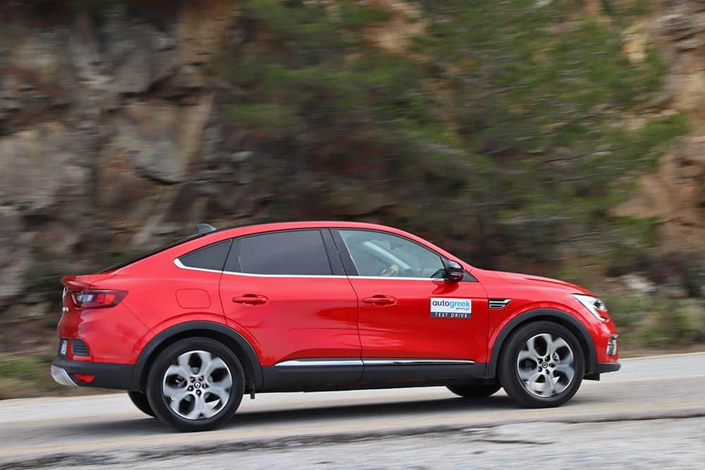 https://autogreeknews.gr/wp-content/uploads/2022/02/Renault-Arkana-1.3-TCe-28.jpg