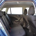 Skoda-Kamiq-1.0-G-TEC-Piso kathisma