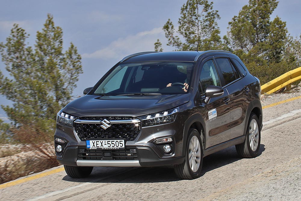 https://autogreeknews.gr/wp-content/uploads/2022/02/Suzuki-S-Cross-1.4T-AT-33.jpg