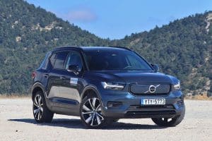 Volvo-XC40-Recharge-T8