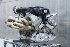 aston-martin-valkyrie-v12-engine