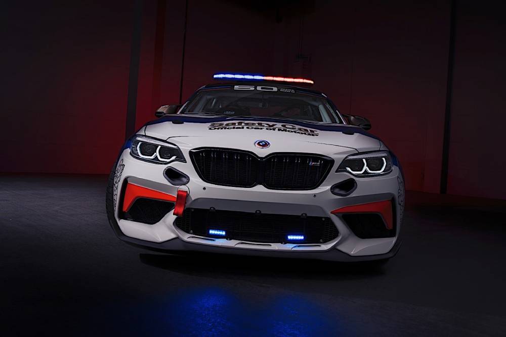 https://autogreeknews.gr/wp-content/uploads/2022/02/bmw-m2-cs-racing-takes-m-50-anniversary-to-motogp-5.jpg