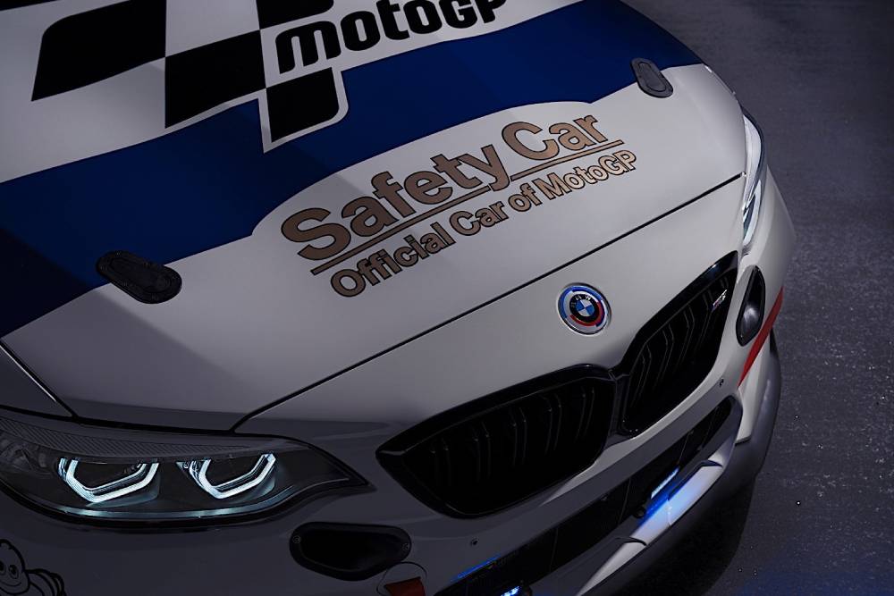 https://autogreeknews.gr/wp-content/uploads/2022/02/bmw-m2-cs-racing-takes-m-50-anniversary-to-motogp-6.jpg