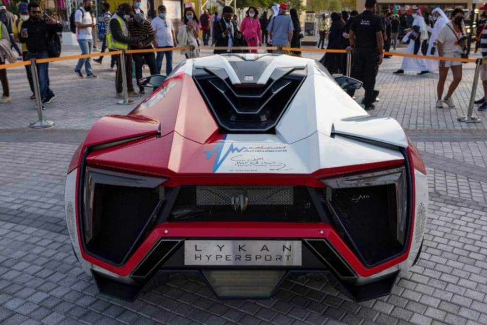https://autogreeknews.gr/wp-content/uploads/2022/02/lykan-hypersport-ambulance-02.jpg