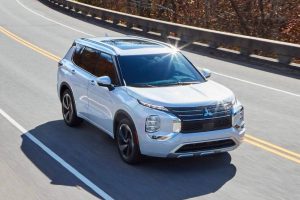 mitsubishi outlander sales 04