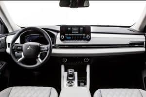 mitsubishi outlander sales 06