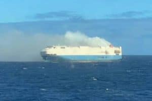 vw porsche cargo ship 02