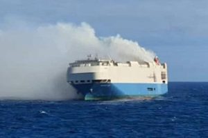 vw porsche cargo ship 04