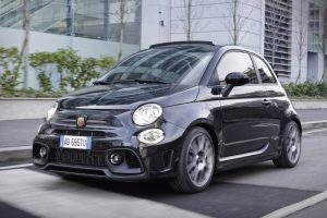 2022-Abarth-695-Turismo-1