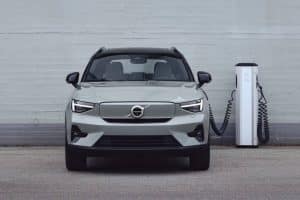 2022-Volvo-XC40-Recharge-00001