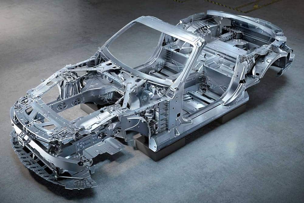 https://autogreeknews.gr/wp-content/uploads/2022/03/2022-mercedes-amg-sl-bodyshell.jpg