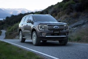 2023-Ford-Everest-13