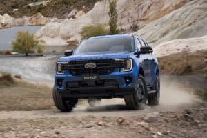 2023-Ford-Everest-35