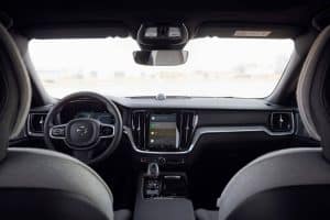2023-Volvo-V60-Recharge-T8-12