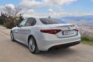 Alfa Romeo Giulia Sprint 2.0 (2)